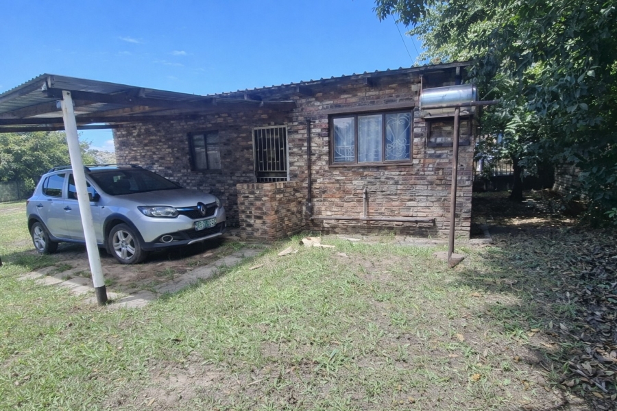 2 Bedroom Property for Sale in Phuthaditjhaba Free State